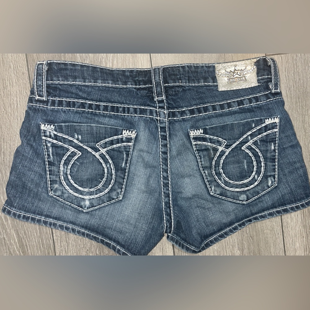 Big Star Liv Shorts Denim Shorts Size 29 Distressed Dark Wash Cute Pockets